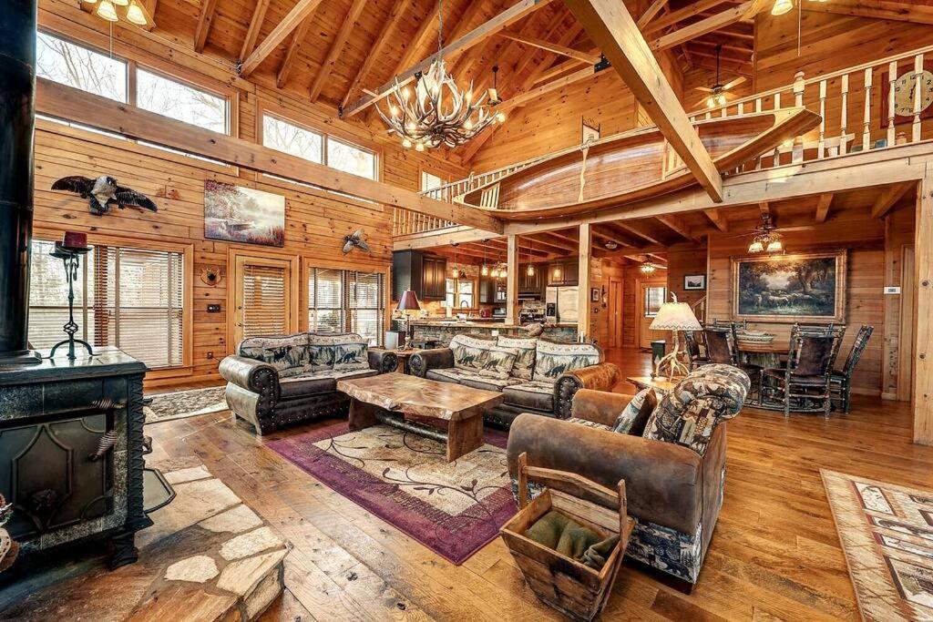 Blue Ridge Bliss- Spacious Cabin, Pets, Hot Tub! Exterior foto