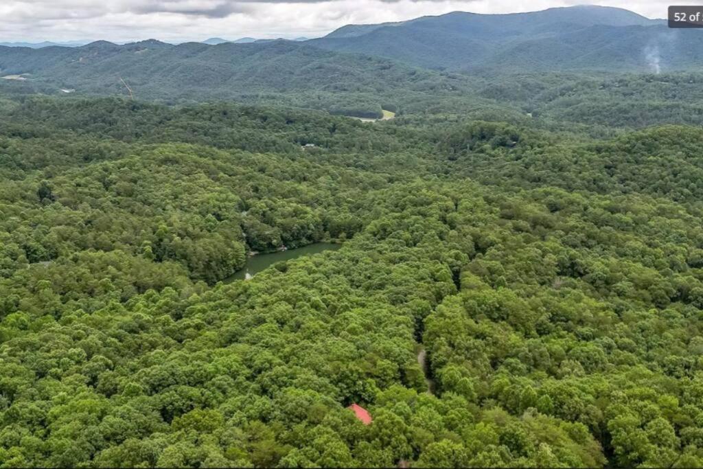Blue Ridge Bliss- Spacious Cabin, Pets, Hot Tub! Exterior foto